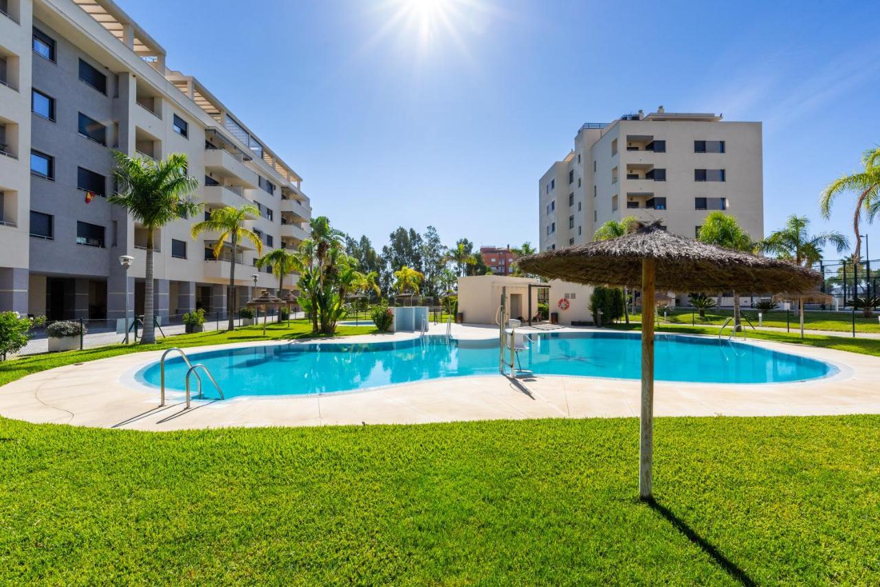 Apartamento Playa Marinsa Торре-дель-Мар Екстер'єр фото